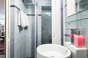 500mbps Wifi Studio 1min From Attiki Metro Station