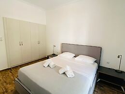 Koukaki Comfortable Apartment
