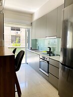 Karyatis - Apartment on the Road of History