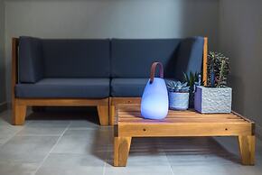 Affordable Luxury With Parking 300mbps Wifi