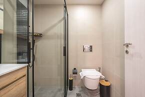 Affordable Luxury With Parking 300mbps Wifi