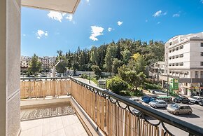 Agios Ioannis Metro Station - Comfy Apartment