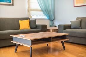 Agios Ioannis Metro Station - Comfy Apartment