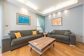 Agios Ioannis Metro Station - Comfy Apartment