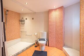 Agios Ioannis Metro Station - Comfy Apartment