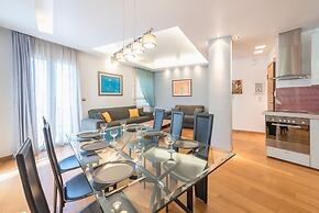 Agios Ioannis Metro Station - Comfy Apartment