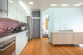 Agios Ioannis Metro Station - Comfy Apartment