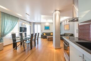 Agios Ioannis Metro Station - Comfy Apartment