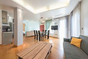 Agios Ioannis Metro Station - Comfy Apartment