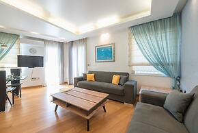 Agios Ioannis Metro Station - Comfy Apartment
