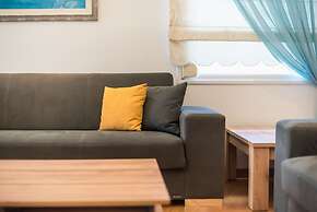 Agios Ioannis Metro Station - Comfy Apartment