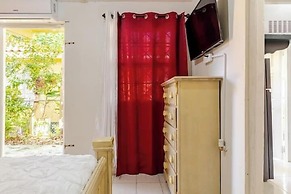 Insight Studio at Csompo Silver Manor