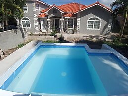 Insight Studio at Csompo Silver Manor