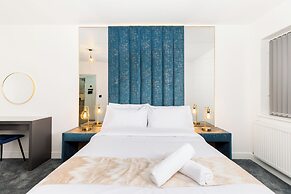 The Suites Inn Hotel
