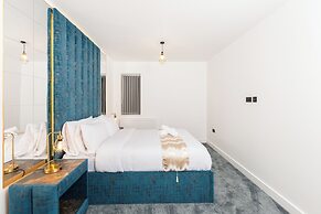 The Suites Inn Hotel
