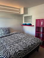 Modern Flat With Garden