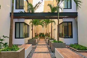 Luxe Condos Complex with Roof Pool