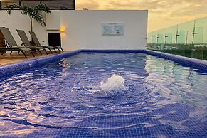 Luxe Condos Complex with Roof Pool