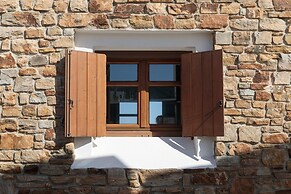 Apiliotis Sunrise Beach Villa