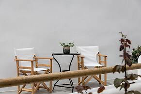 Arch Chora Home Next to the Old Castle