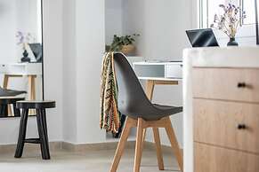 Arch Chora Home Next to the Old Castle