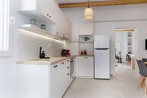 Arch Chora Home Next to the Old Castle