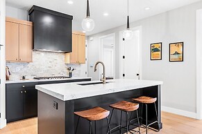 Hukilau House - St. George 5 Bedroom Townhouse