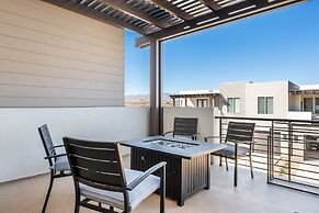 Hukilau House - St. George 5 Bedroom Townhouse