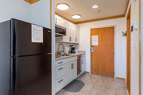 2756 Slopeside Condo