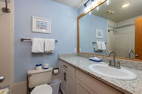 2756 Slopeside Condo