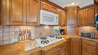 Tee Time On Breezemont 3 Bedroom Home