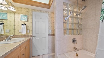 Tee Time On Breezemont 3 Bedroom Home