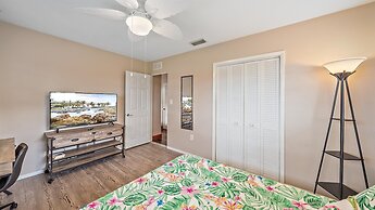 Tee Time On Breezemont 3 Bedroom Home