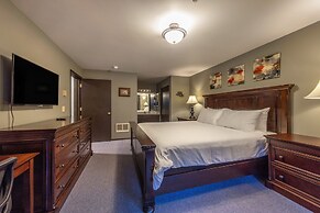 18 Lodge 1 Bedroom Condo