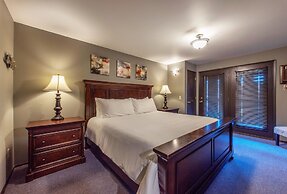 18 Lodge 1 Bedroom Condo