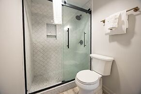 Phoenix X 213 3 Bedroom Condo