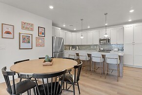 Palm Paradise #206 3 Bedroom Condo