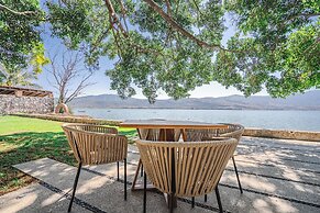 Charming Bungalow Cajititlan 2 Beds Pool