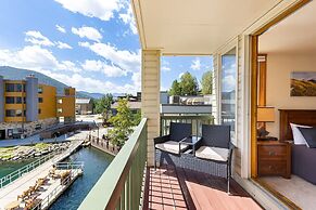 1483 Lakeside 1 Bedroom Condo