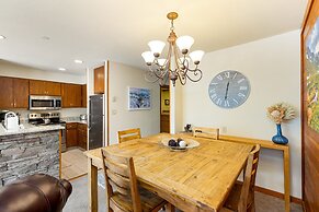 1483 Lakeside 1 Bedroom Condo