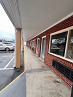 BUDGET INN
