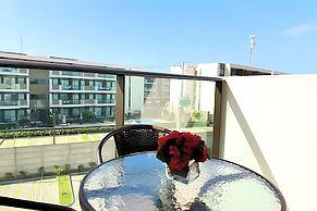 Makia Beach Experience