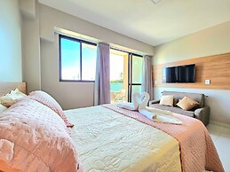 Makia Beach Experience