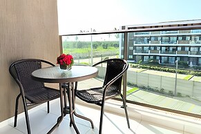 Makia Beach Experience