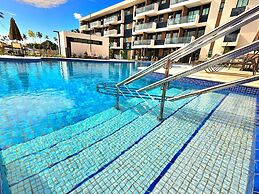 Makia Beach Experience