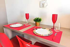 Makia Beach Experience