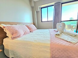 Makia Beach Experience