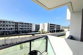 Makia Beach Experience