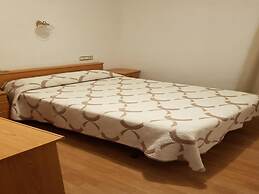 Room-welcoming Double Room With Private