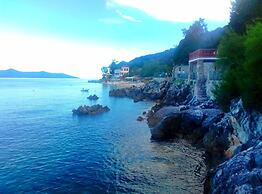 Lovely Apartments Near the Sea